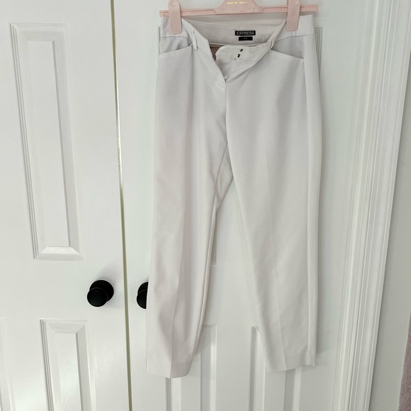 EUC white cropped Express pants. Size 0. - Picture 1 of 3